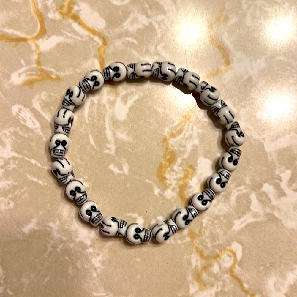 Skull bracelet